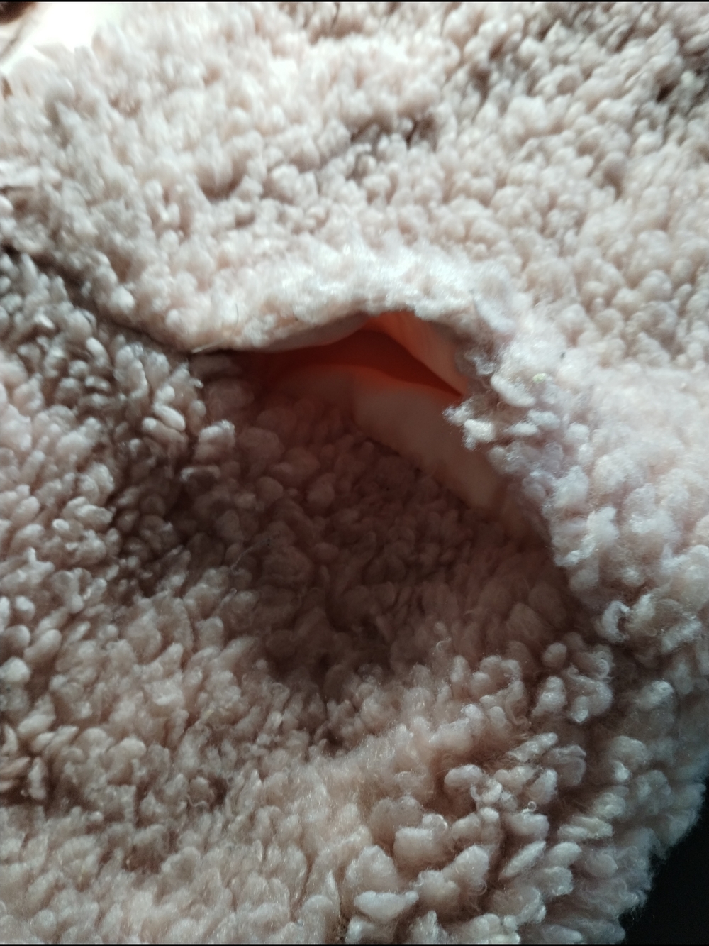 Betsey Johnson Plush Sherpa Vest in Dusty Pink Sz M/L - Picture 3 of 5